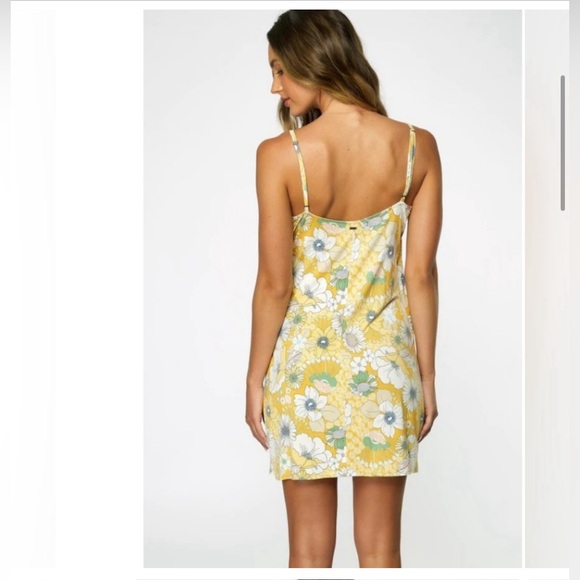 O'NEILL KIKI FLORAL DRESS - Picture 6 of 10